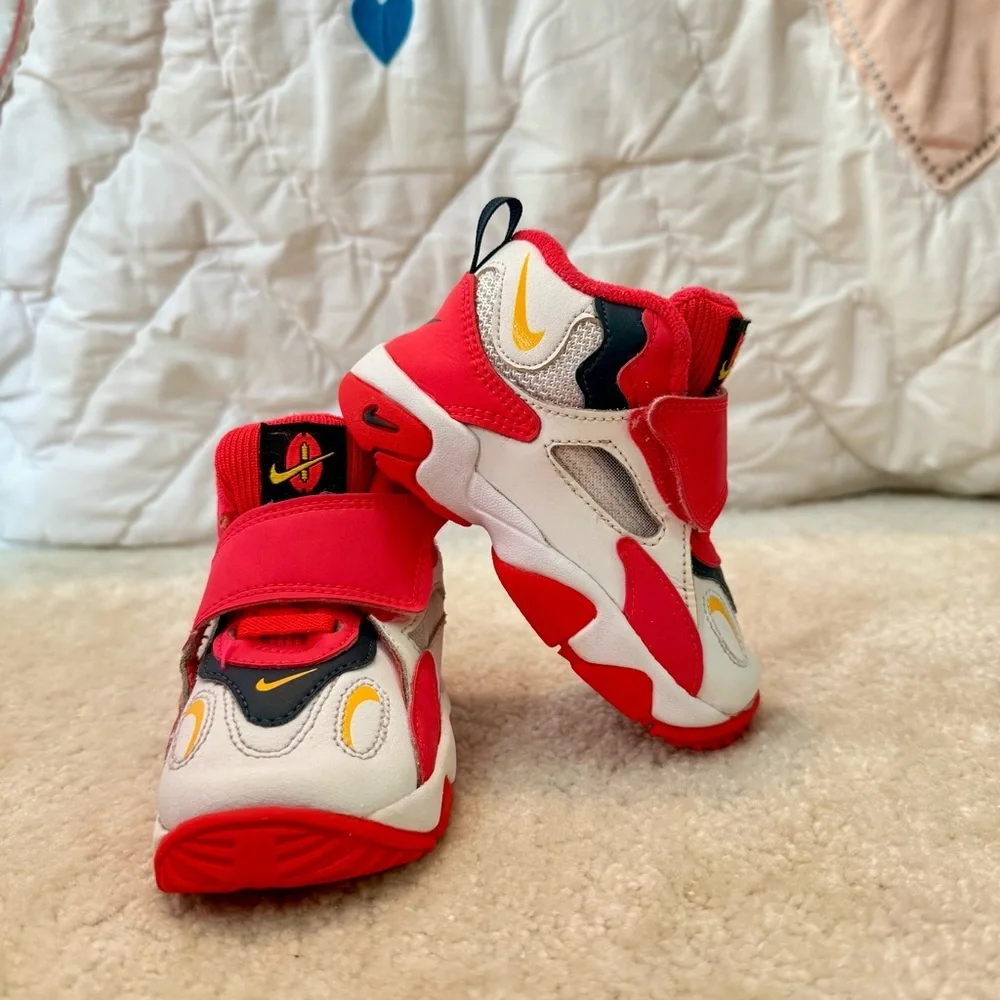 Nike Speed Turf Red Orbit (2018)